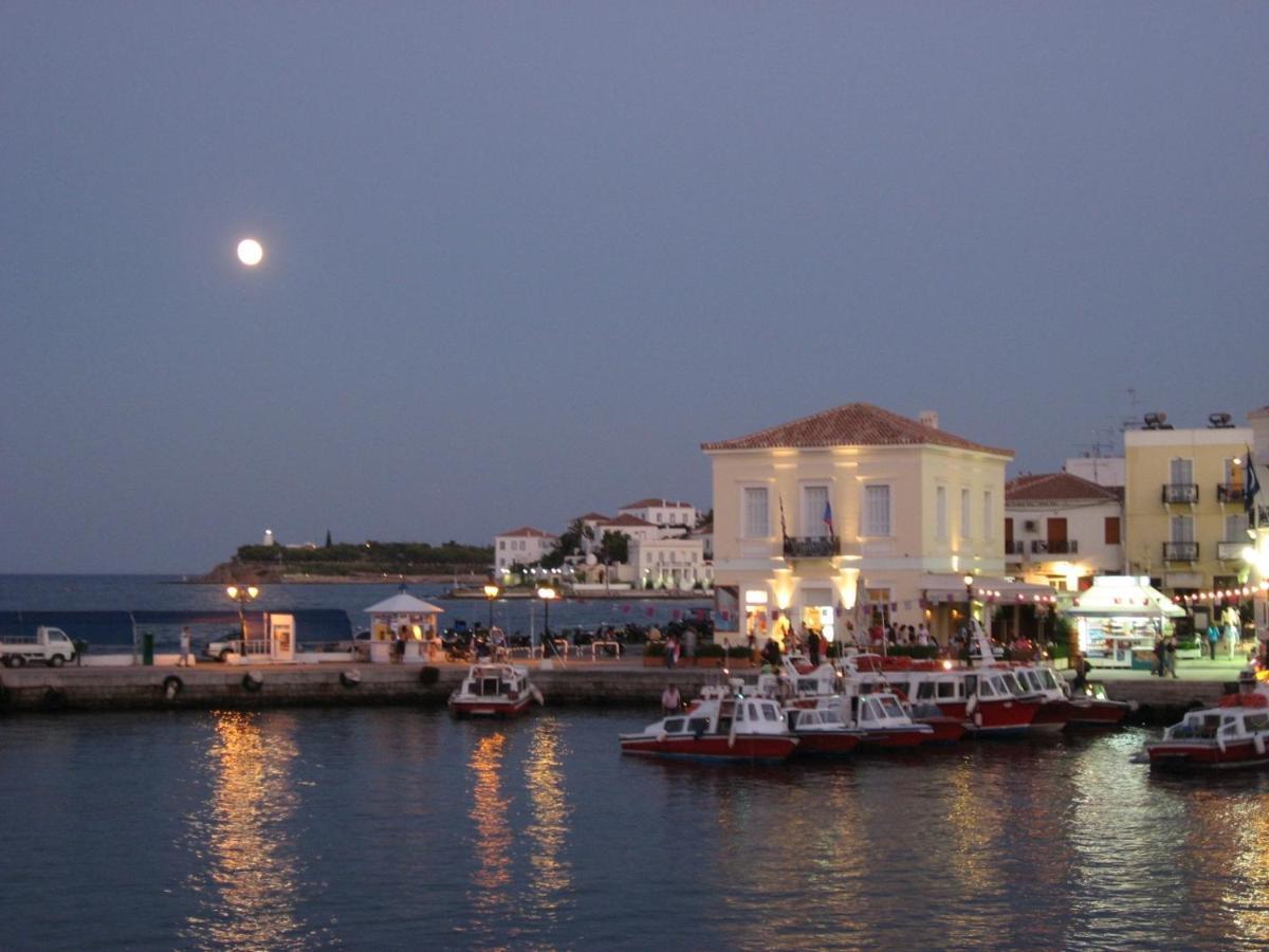 Summer House In Spetses 外观 照片